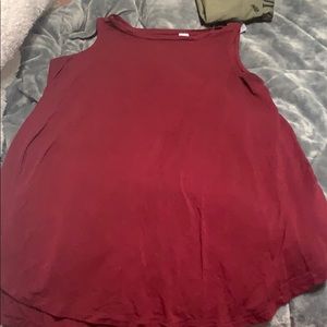 Maroon tank !